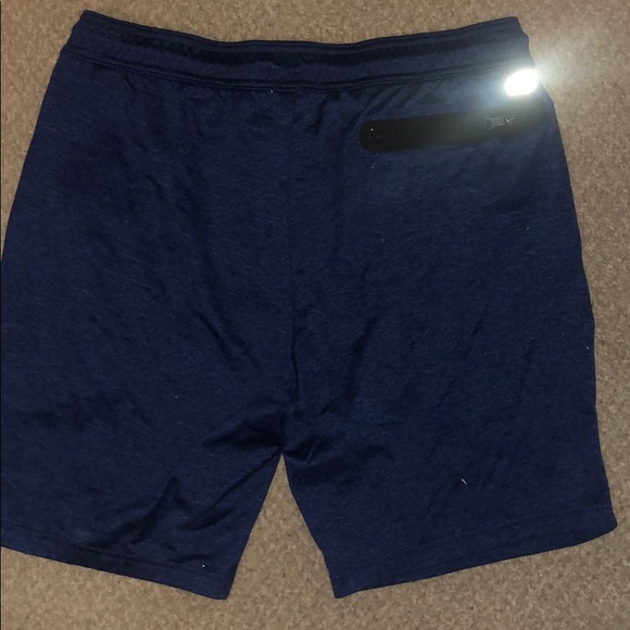 American Eagle Shorts - Picture 2 of 3